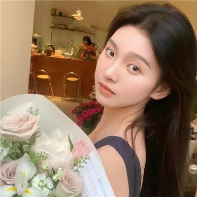 与鲨鱼游弋